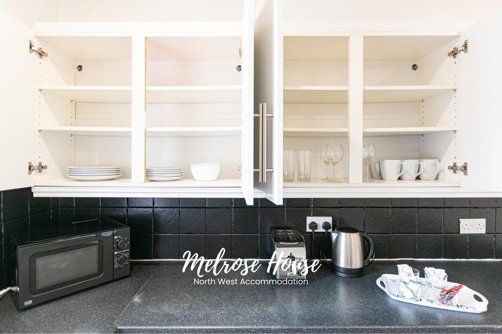 Manchester Work Stays 2Br Home With Parking & Wifi Luaran gambar