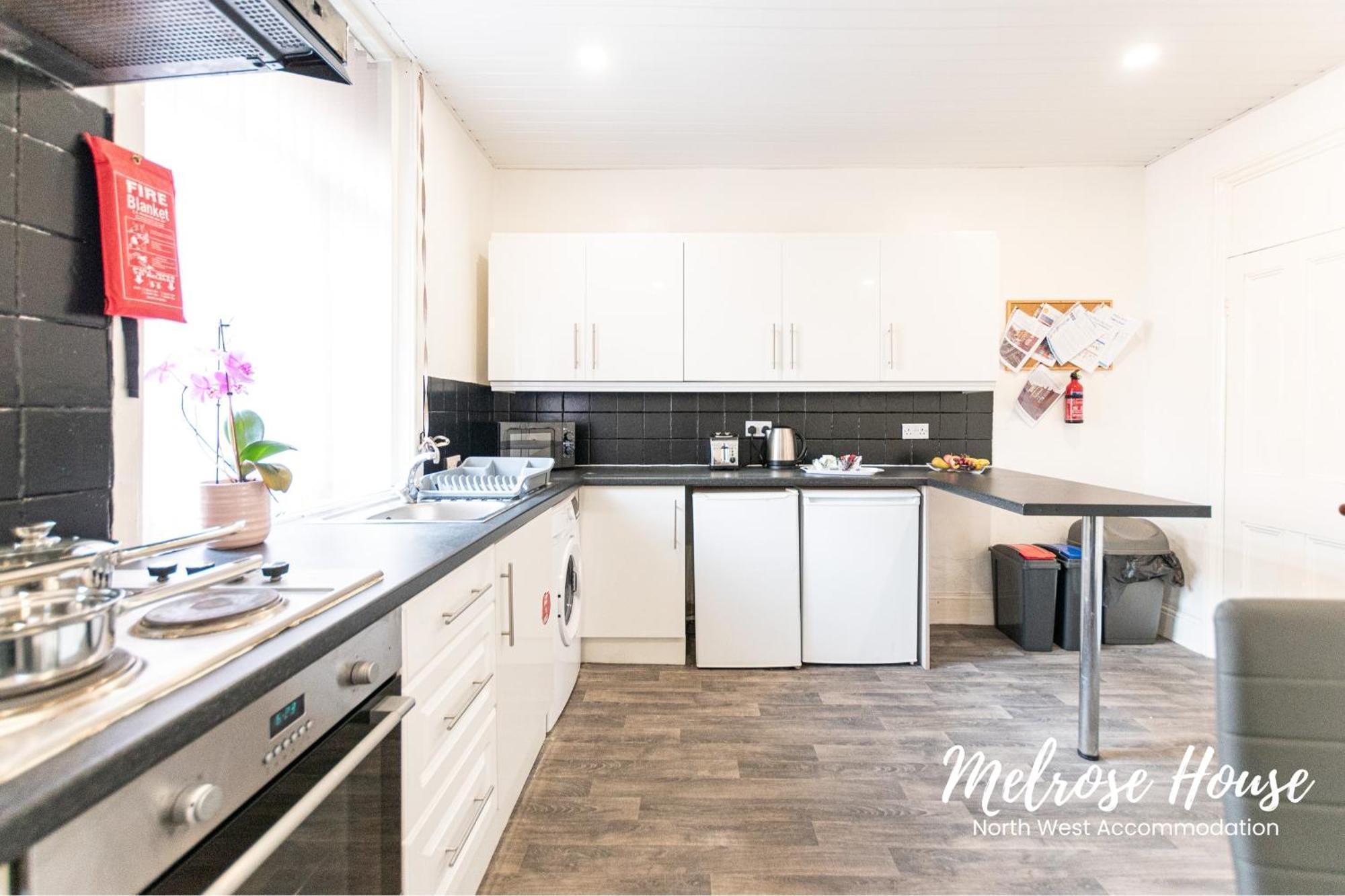 Manchester Work Stays 2Br Home With Parking & Wifi Luaran gambar