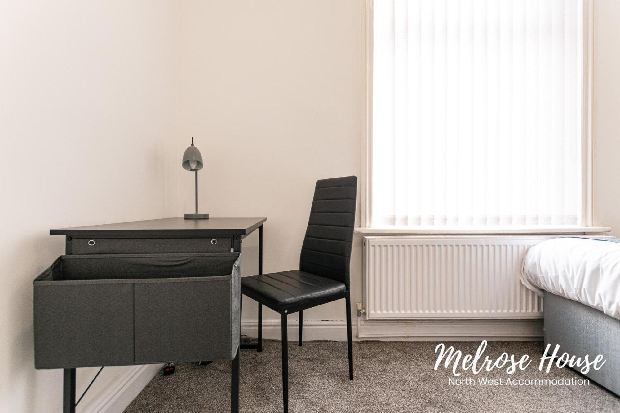 Manchester Work Stays 2Br Home With Parking & Wifi Luaran gambar