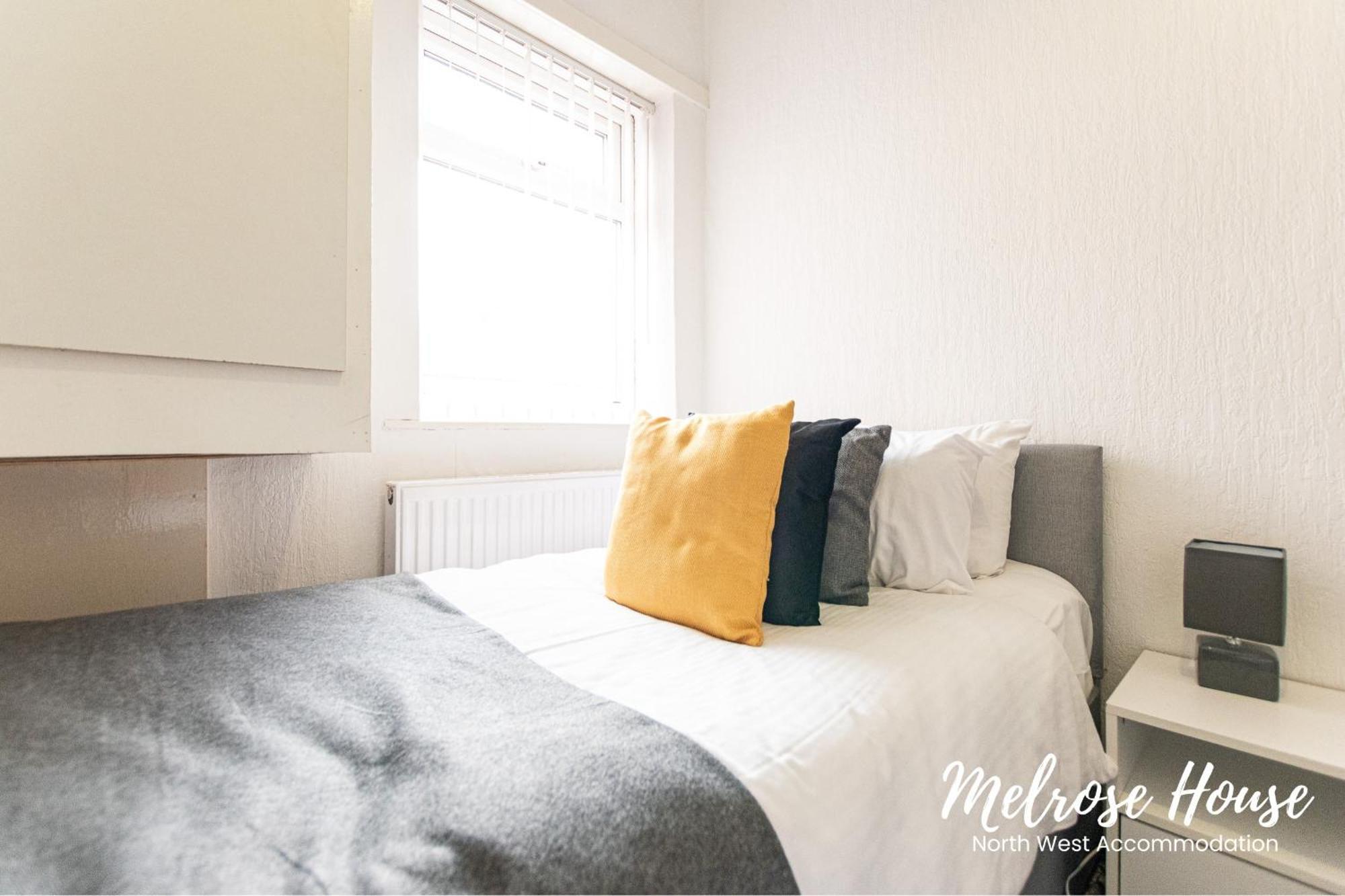 Manchester Work Stays 2Br Home With Parking & Wifi Luaran gambar